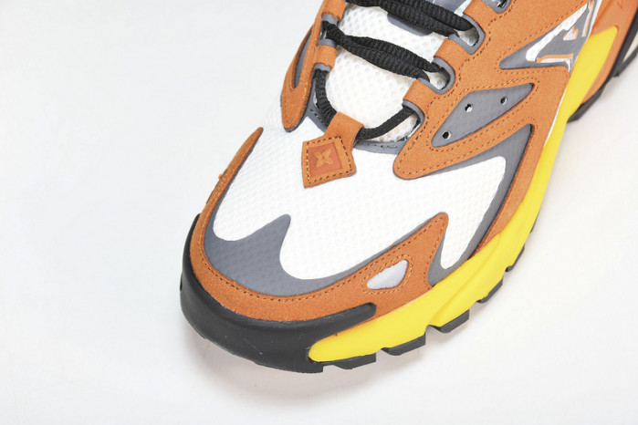 lovt sneaker