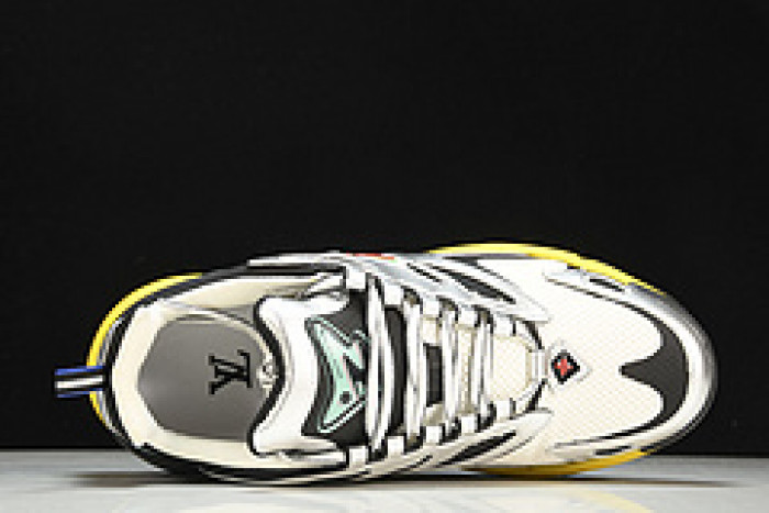 lovt sneaker