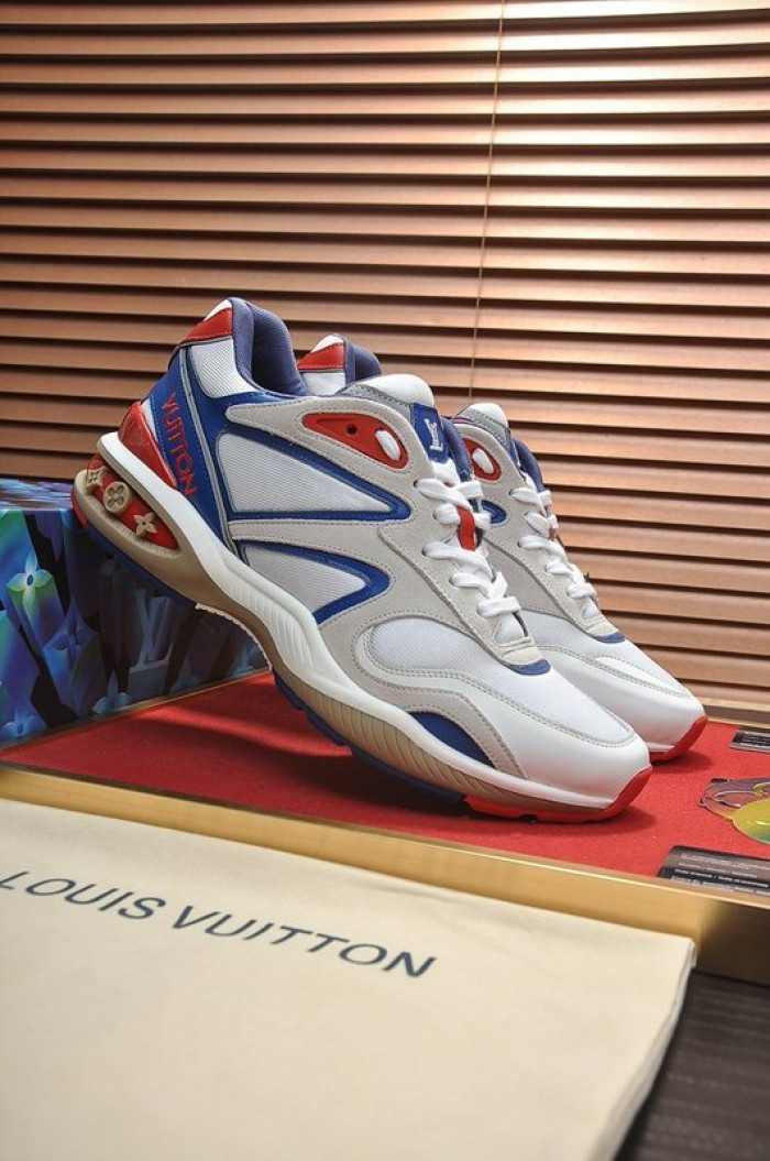 lovt sneaker