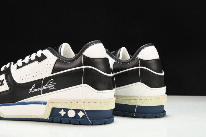 lovt sneaker
