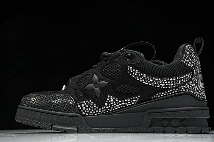LOVT SNEAKER lv-256
