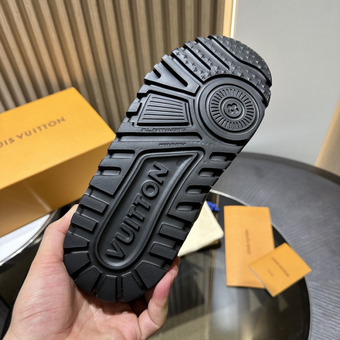 LOVT SNEAKER lv-300