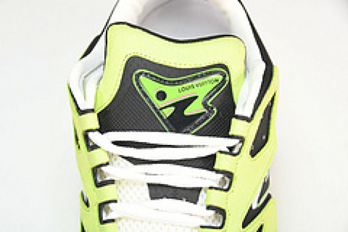 lovt sneaker