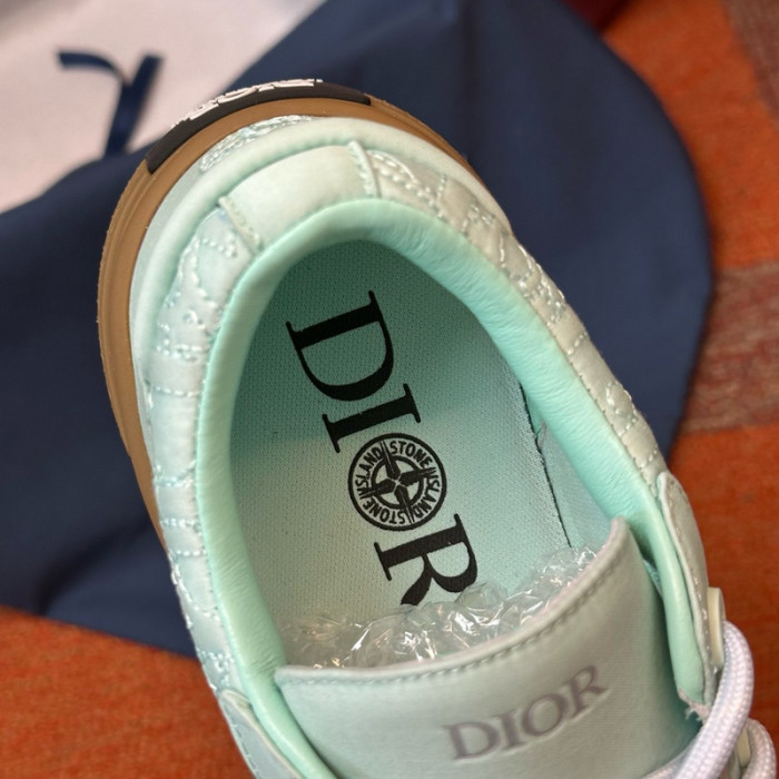 DR B33 LOW-TOP SNEAKERS DR-88