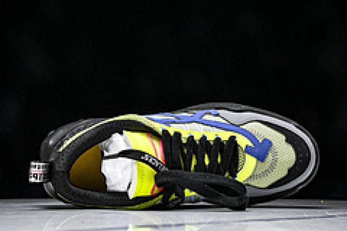 OF C/O ODSY-1000 SNEAKERS ow-56