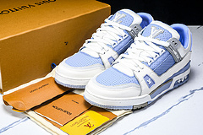 LOVT SNEAKER lv-366