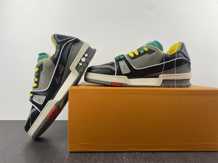 lovt sneaker