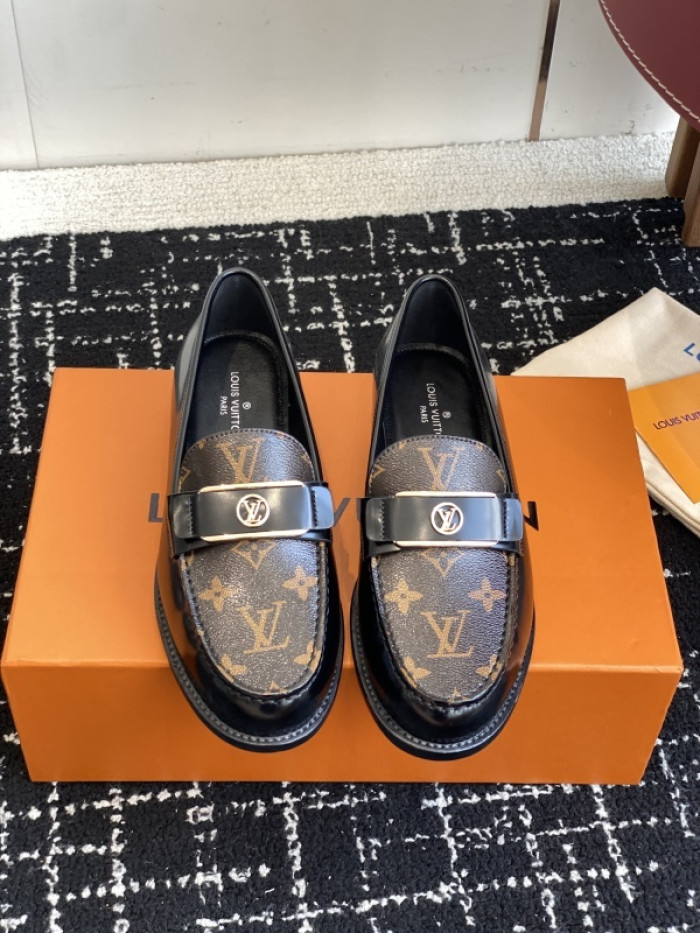 LOVT SNEAKER lv-435
