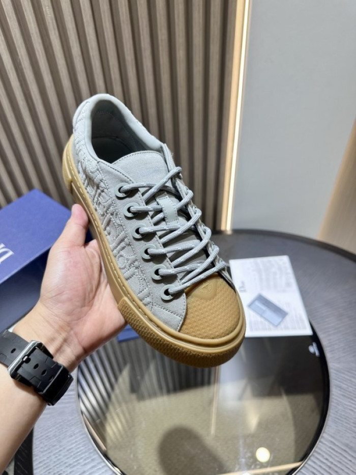 DR B33 LOW-TOP SNEAKERS DR-115