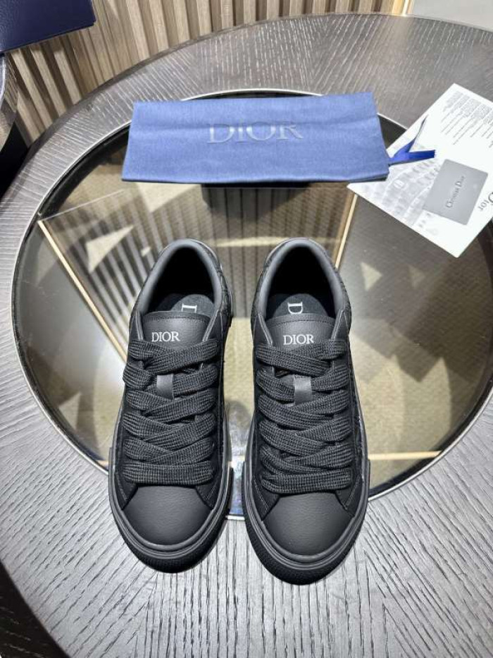DR B33 LOW-TOP SNEAKERS DR-122