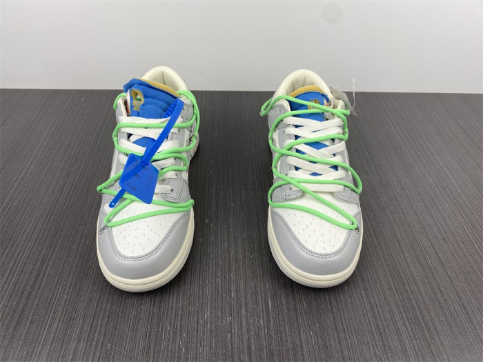 nike dunk low of lot 26 of 50 dm1602-116
